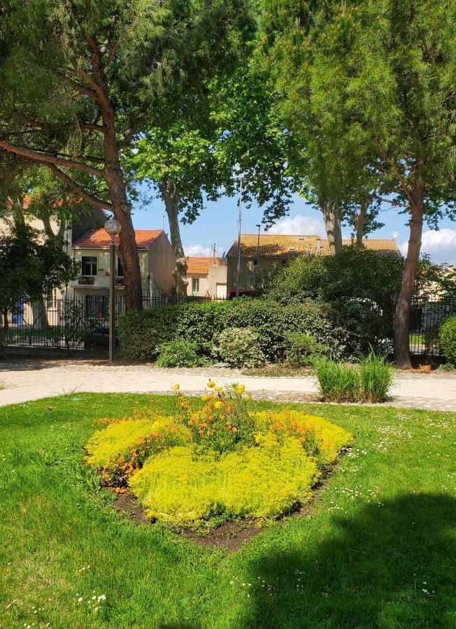 Le Grenier, Climatisation Terrasse Wi-Fi Netflix 15 Mn Coeur De Ville Béziers Dış mekan fotoğraf